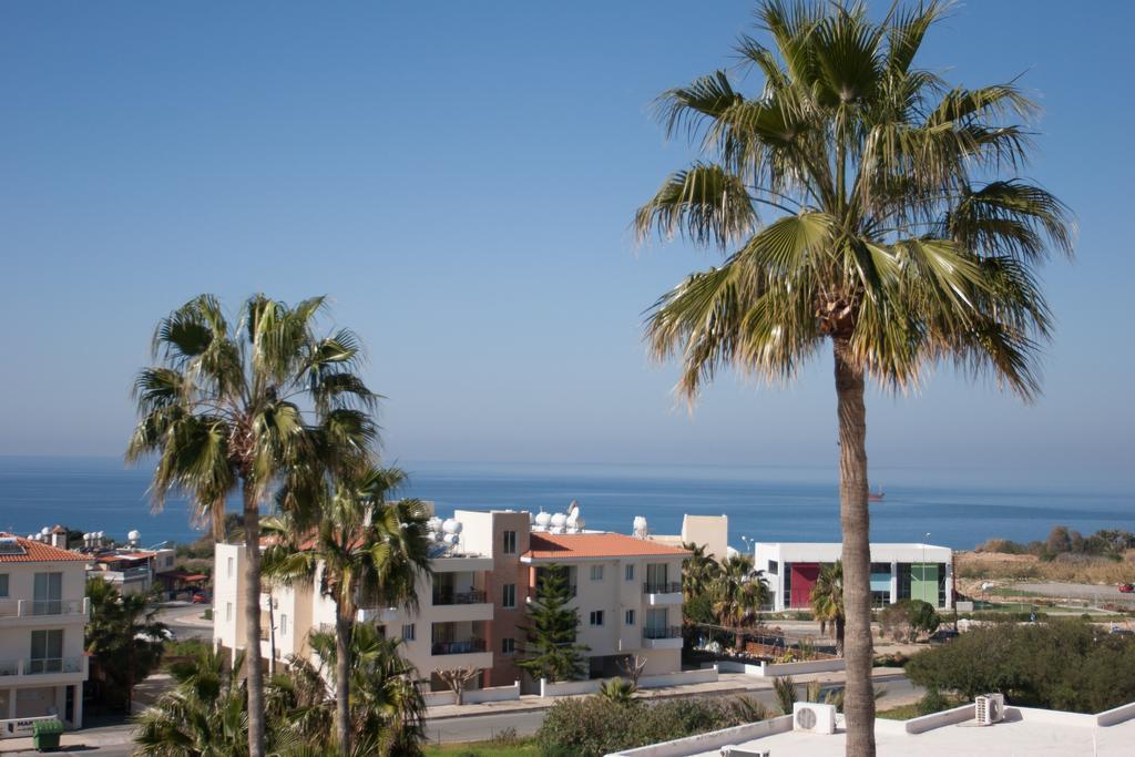 Kyriakos Court Paphos Exterior foto