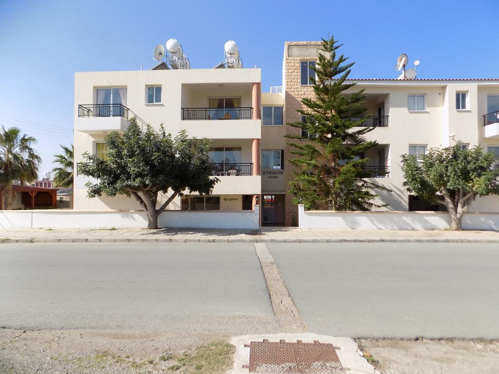 Kyriakos Court Paphos Exterior foto